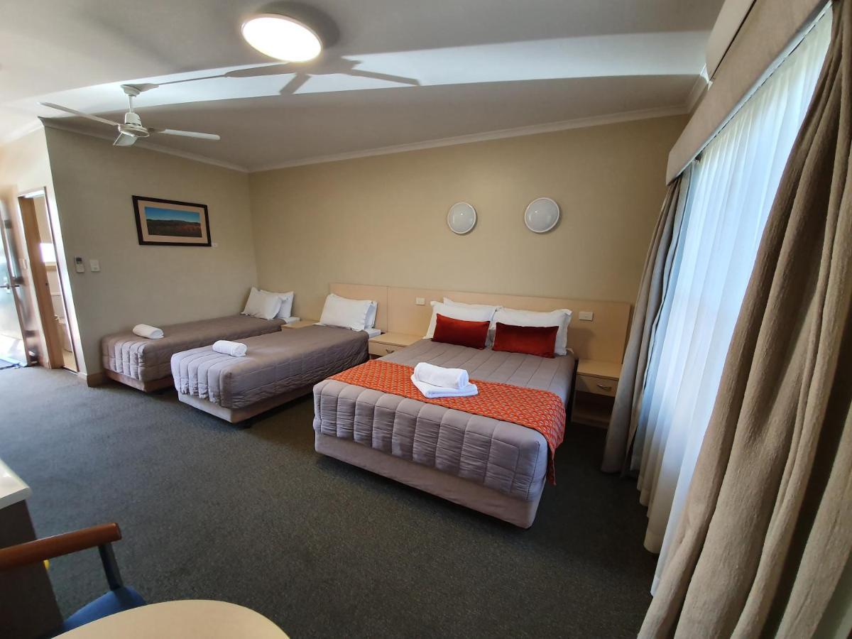 Club Motor Inn Narrabri Eksteriør billede